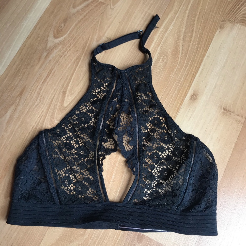 Victoria’s Secret Black Lacey Halter Top Bralette